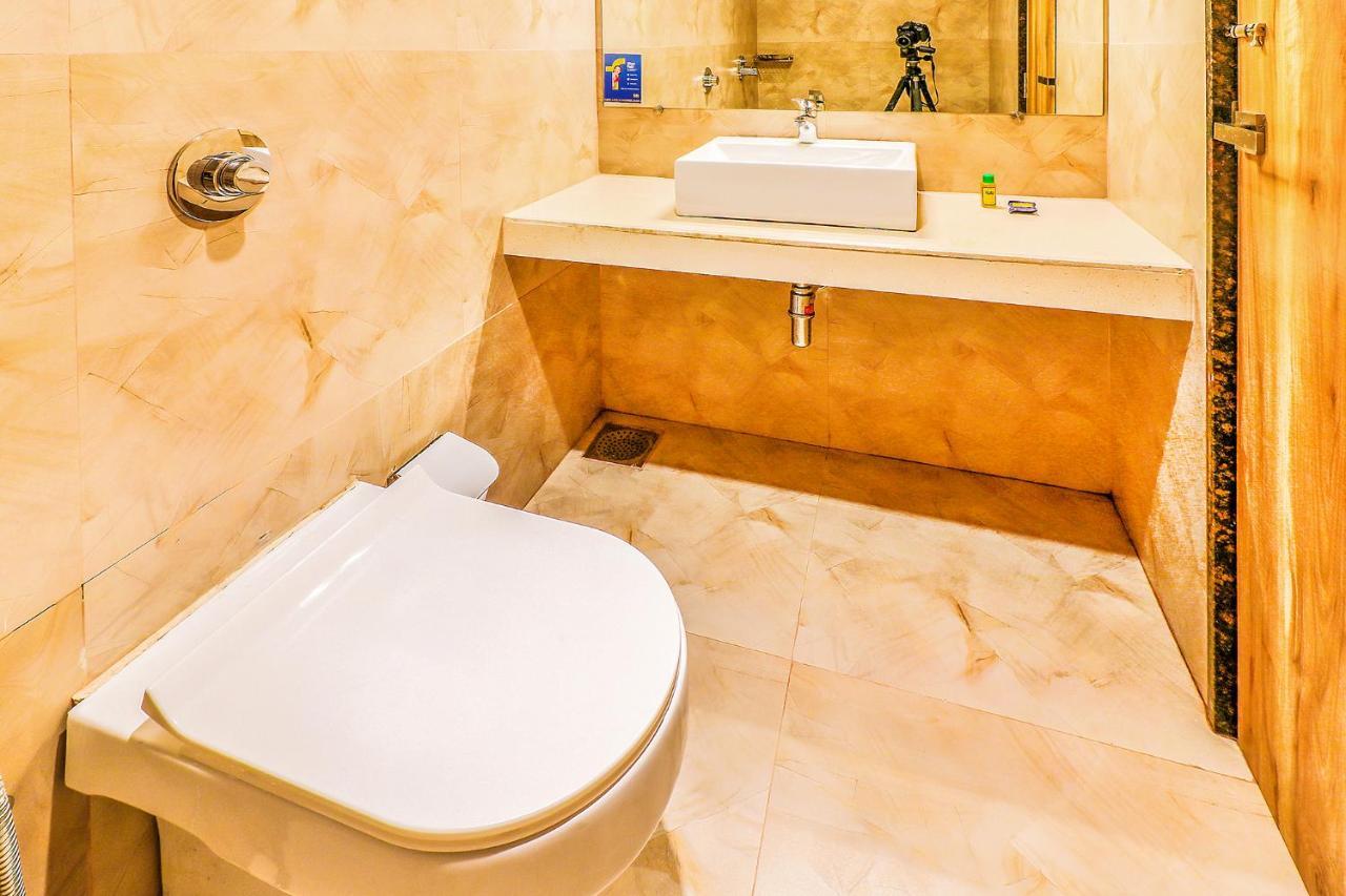 Hotel Byaris International By Bizzgrow Hotels Mumbai Kültér fotó