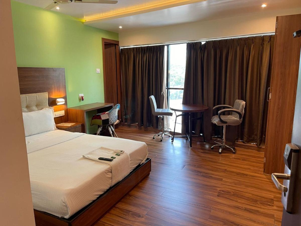 Hotel Byaris International By Bizzgrow Hotels Mumbai Kültér fotó